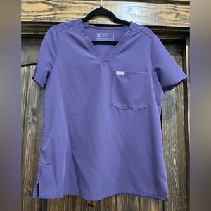 Figs Scrub Top